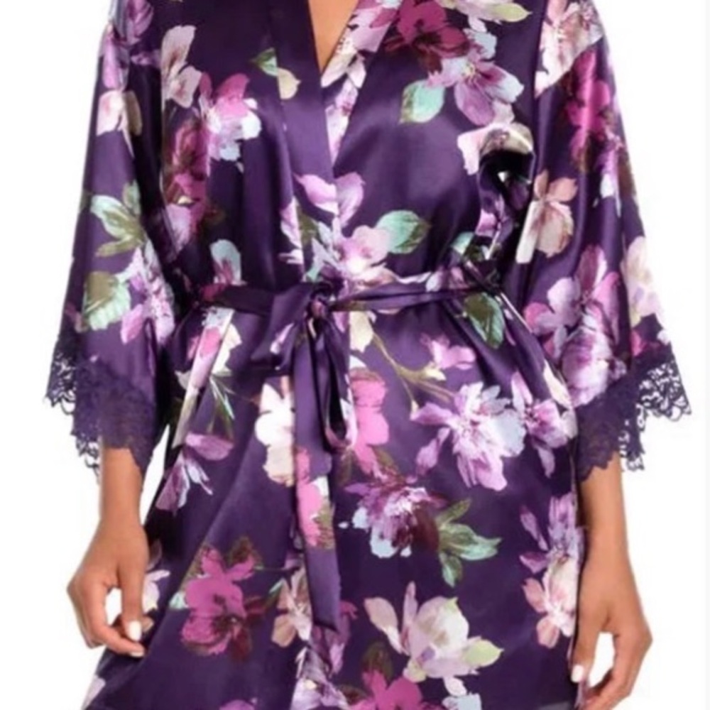 Elegant Floral Satin Robe - Purple